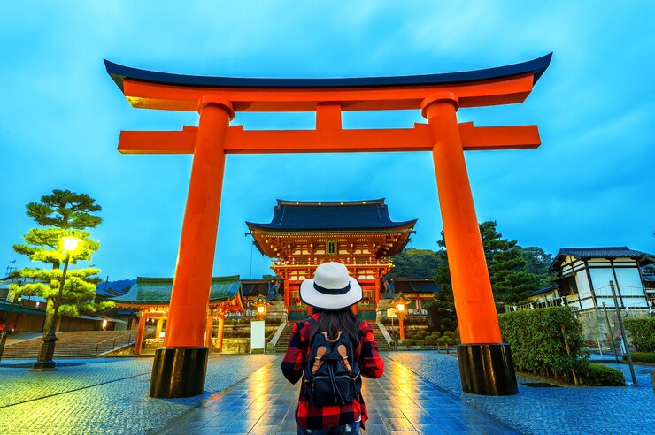Temples to Tech: Navigating the Contrasts of Travel Japan